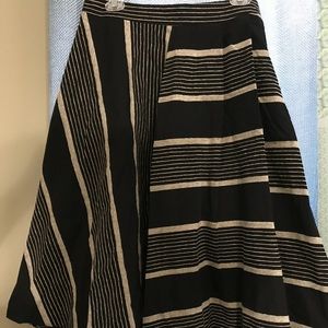 Chic Anthropologie designer skirt by Eva Franco